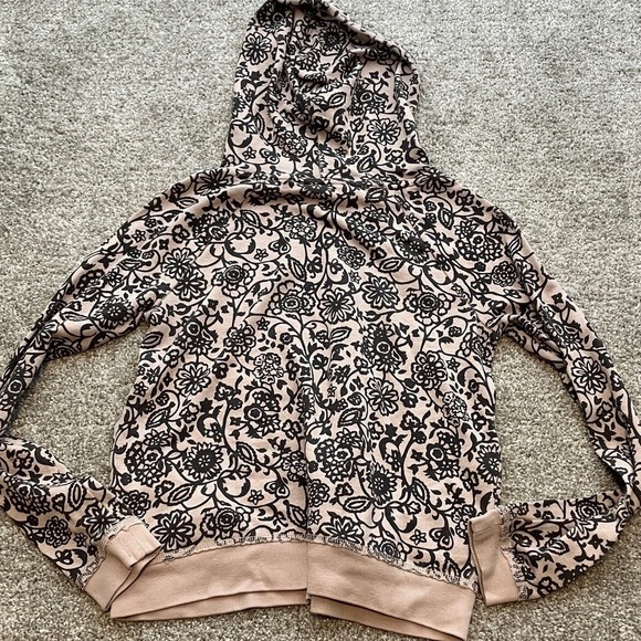 Aeropostale Women's Size XS Floral Print Hoodie - Pink and Black - Picture 3 of 6